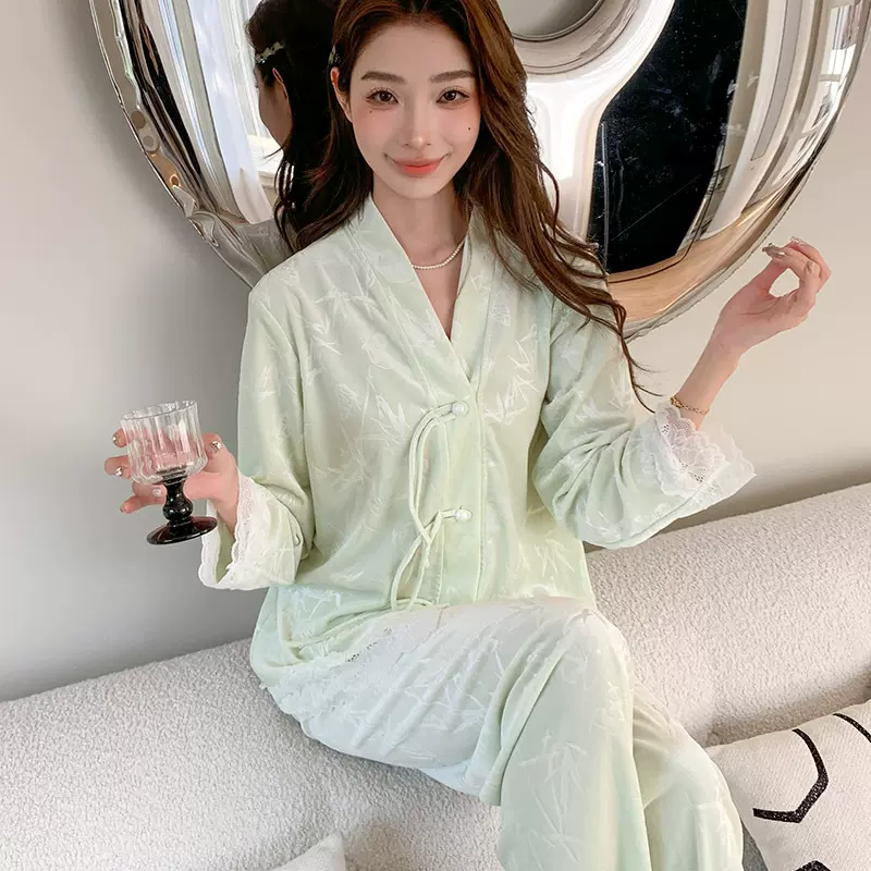 睡衣女2025新款秋冬季气质温柔保暖海岛绒小香风长袖家居服套装