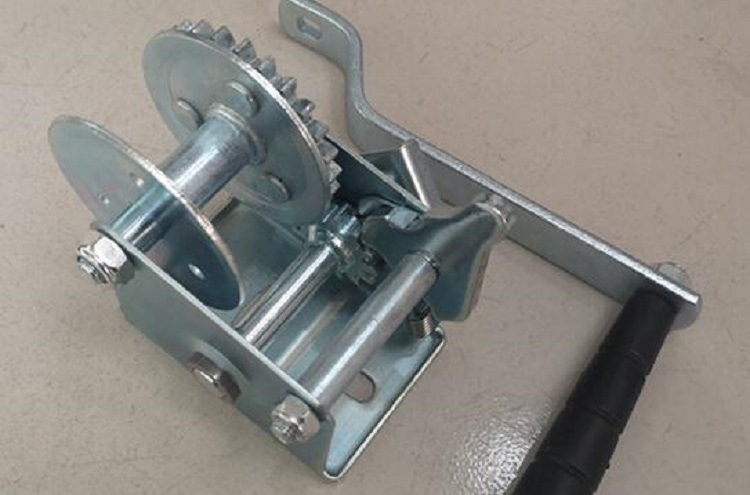 ZZ机械绞盘/手摇绞盘（带8米钢丝绳） 型号:M232167库号：M23216