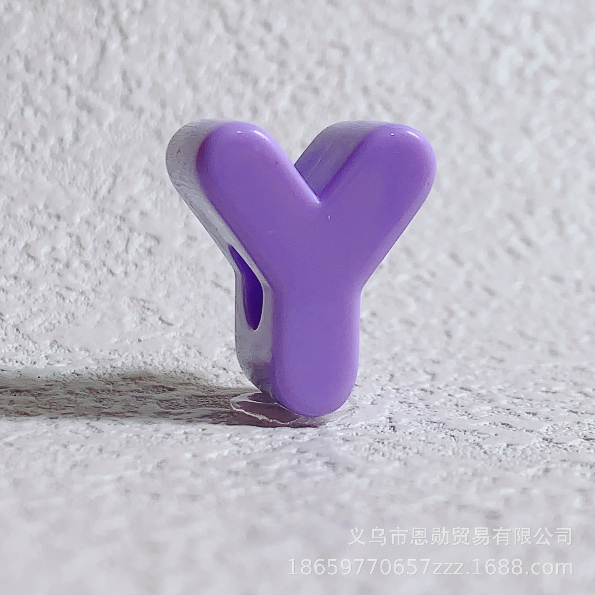 Y (light purple)