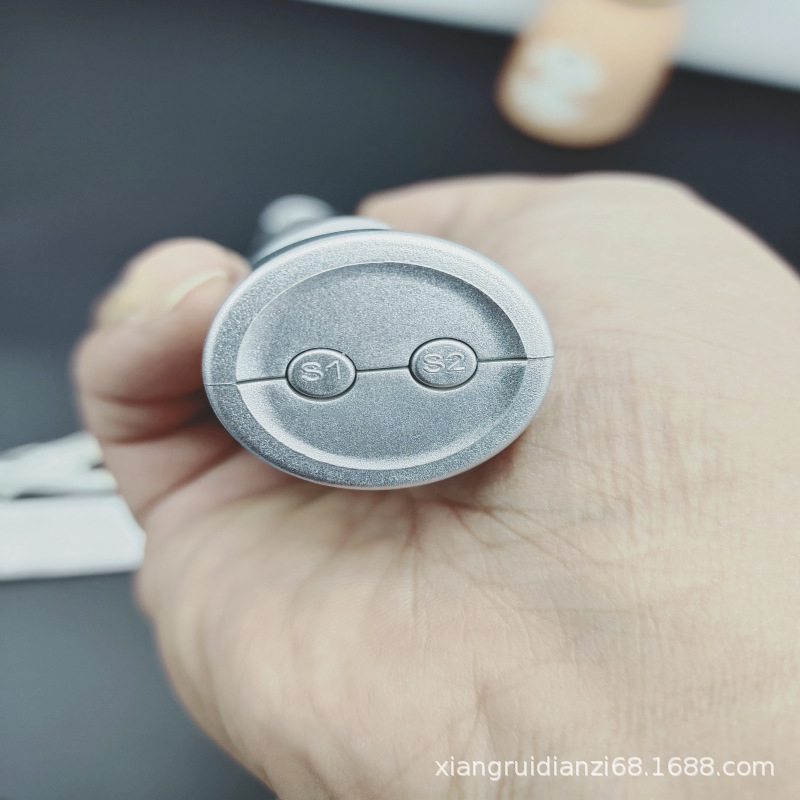 f55618c076b30c98383d0059d8051e