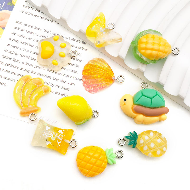 1 Piece Resin Tortoise Fruit Butterfly Pendant display picture 2