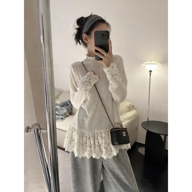 Loose and fashionable long-sleeved top, new style, high-neck, Korean-style patchwork design, slimming effect, autumn and winter knitwear with lace Loose and fashionable long-sleeved top, new style, high-neck, Korean-style patchwork design, slimming effect, autumn and winter knitwear with lace