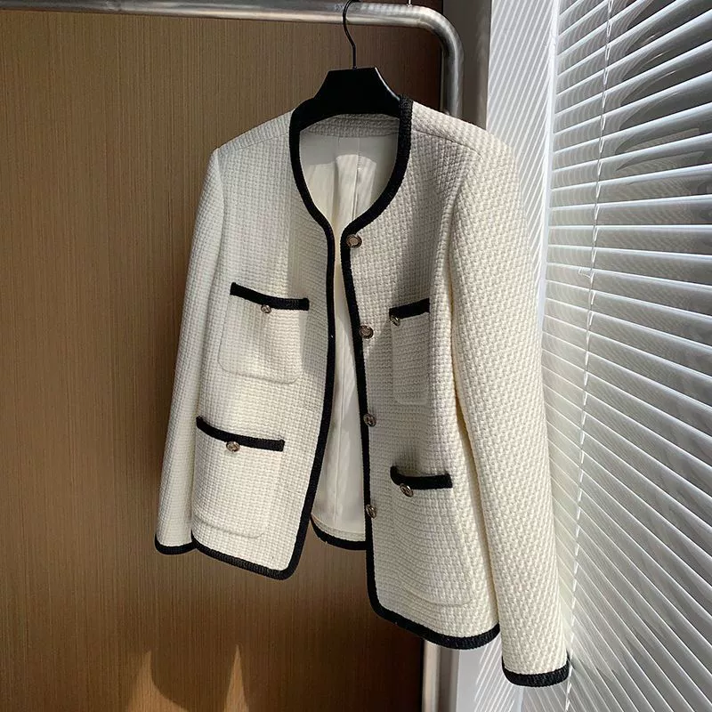 Осенний oversize пиджак, корейский стиль, вдохновлённый Chanel, молодежная мода, цвет слоновая кость/чёрный