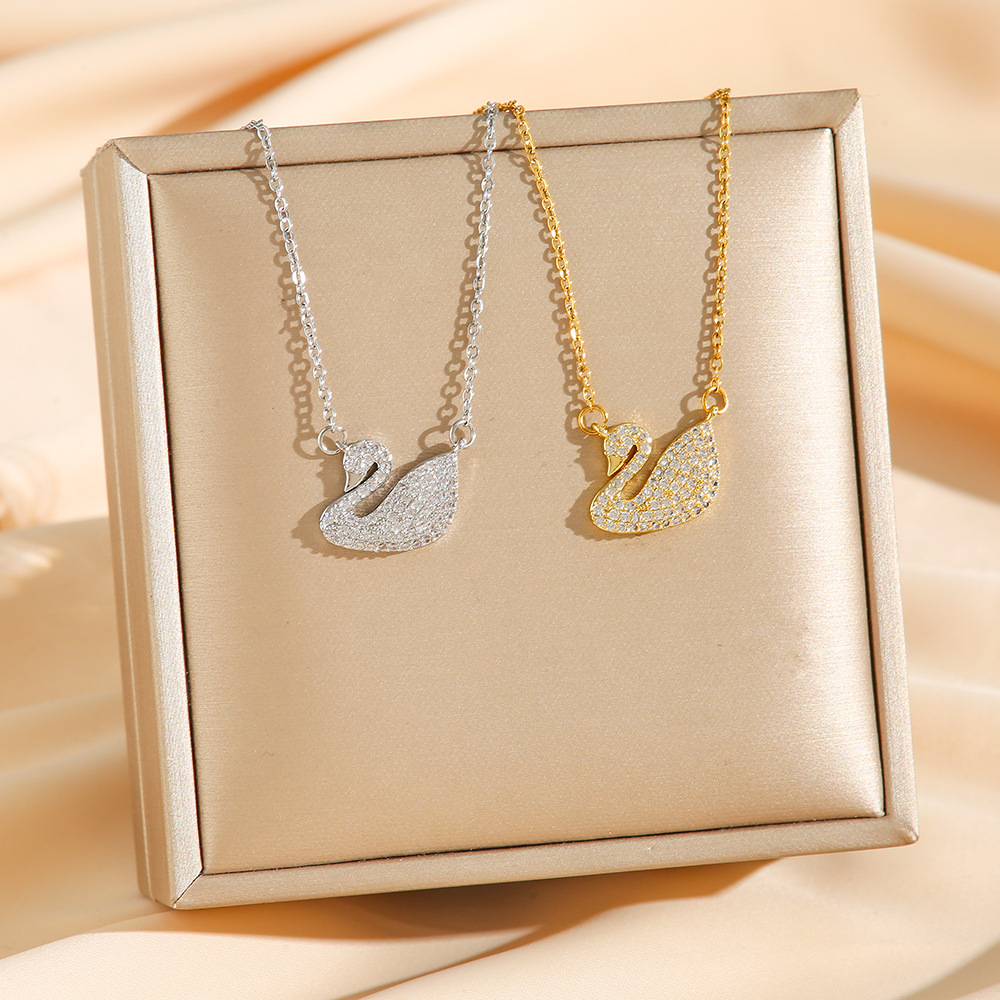 Classic Diamond Swan Necklace Women's Light Luxury Zircon Necklace Internet Celebrity Elegant All-match Titanium Steel Clavicle Chain Accessories