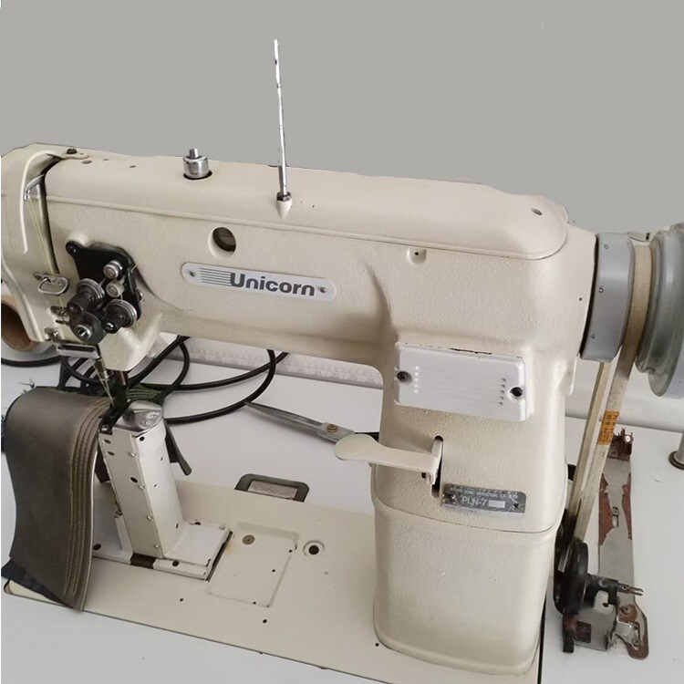 High column single needle synchronous feeding sewing machine South Korea Shenma PLZ-7 hat brim pressure strip leather Denim and other sewing equipment High column single needle synchronous feeding sewing machine South Korea Shenma PLZ-7 hat brim pressure strip leather Denim and other sewing equipment