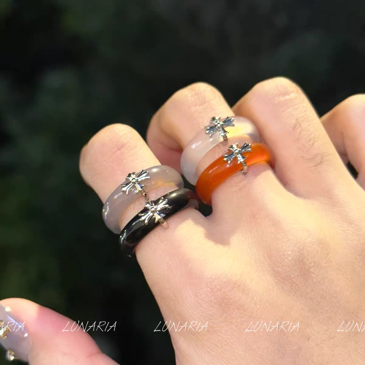 Unique Designer Cross-Shaped Natural Stone Ring for Women, Light Luxury Trendy Fashion Versatile Commuter Ring