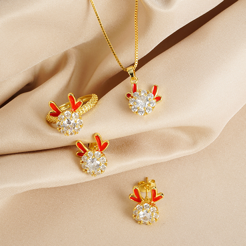 Nuevos productos lindos cuernos de reno imitación de diamantes de oro de arena vietnamita conjunto de collar de oro para mujeres ligero lujoso simple anillo versátil pendientes