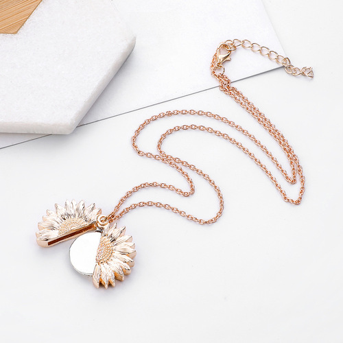 Wish New Item Accessory Open Sunflower Double Engraved Pendant Flower Shape Necklace Manufacturer Wholesale