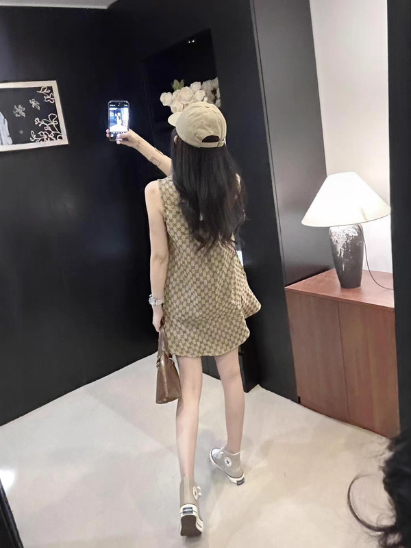 高品质~女装2025早秋新款无袖连衣裙女高级感荷叶边A字背心短裙女|undefined