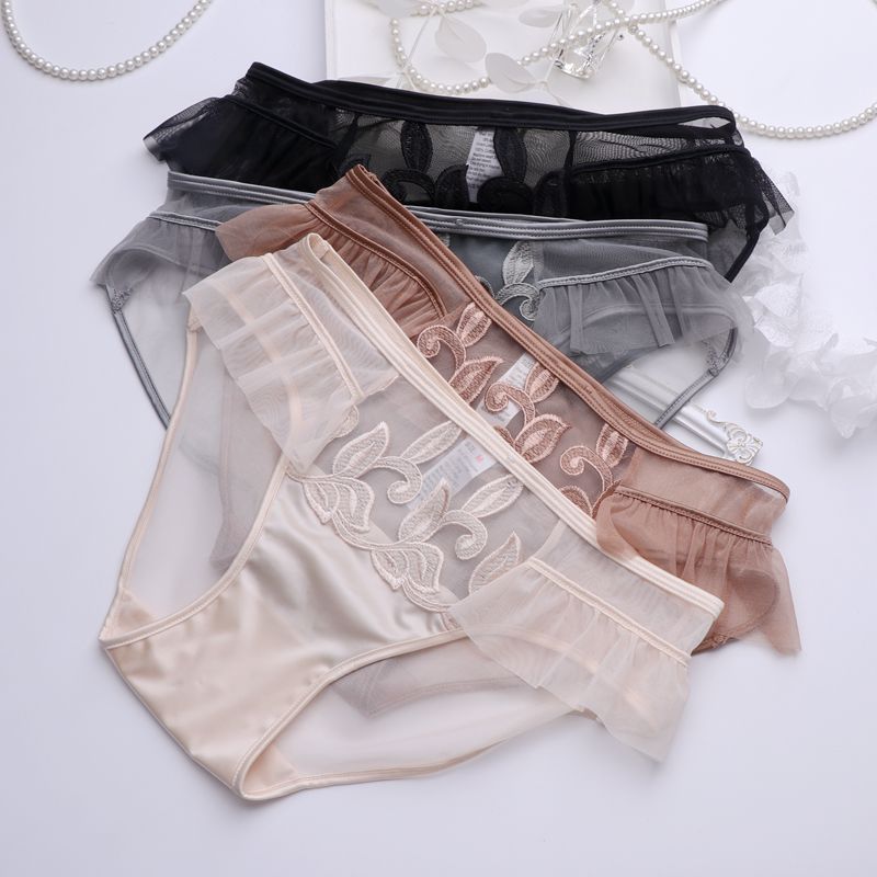Girl's briefs pleated mesh embroidered women's underwear lace satin joint European and American sexy underpants shorts head
