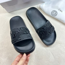 ����ɯ��Ь���ļ����w��ĸlogo�ߙn�⴩һ���������W�ޖ|�ρ��羳