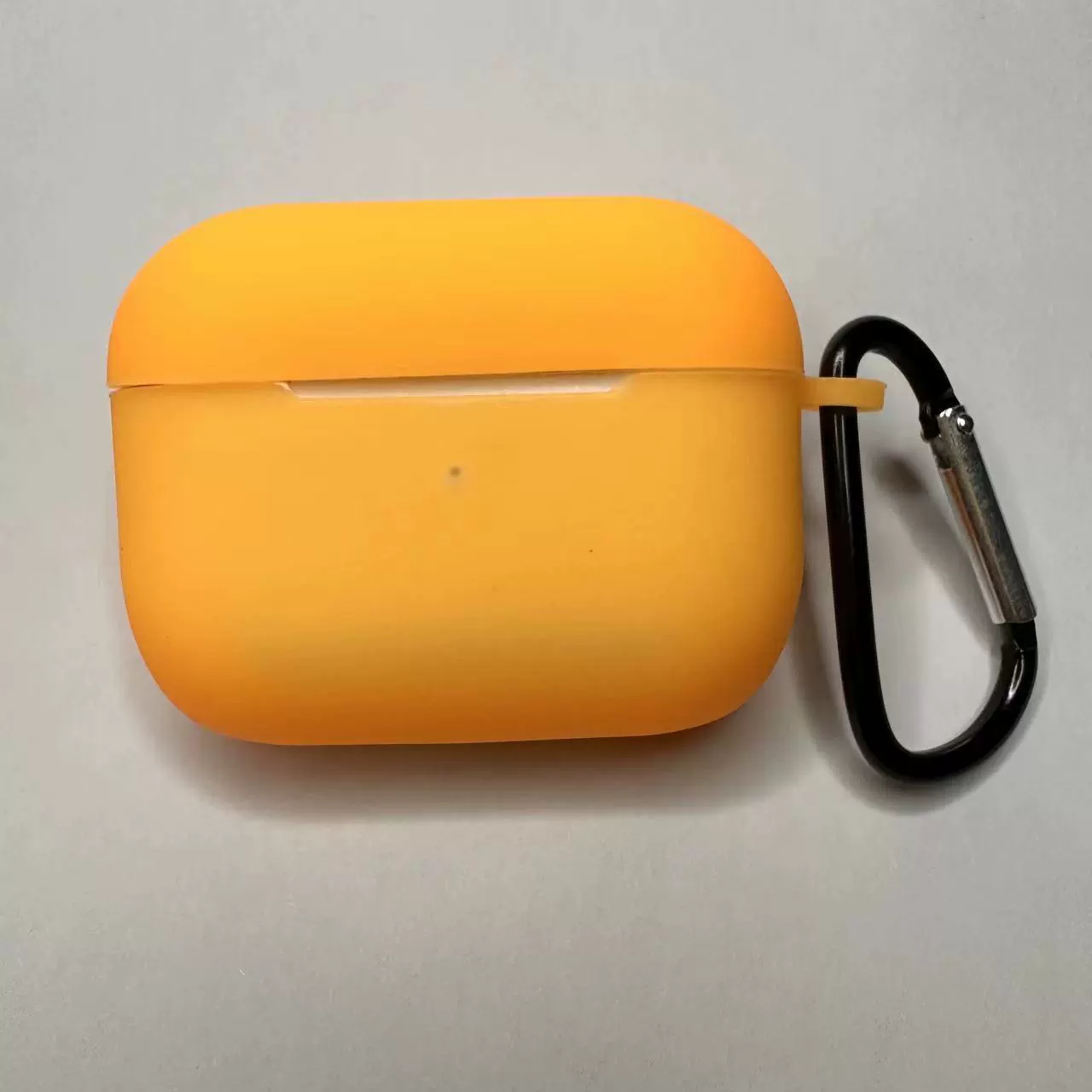 Силиконовый защитный чехол для Apple AirPods (1/2/3, Pro, Pro 2), цветной, с карабином/без карабина