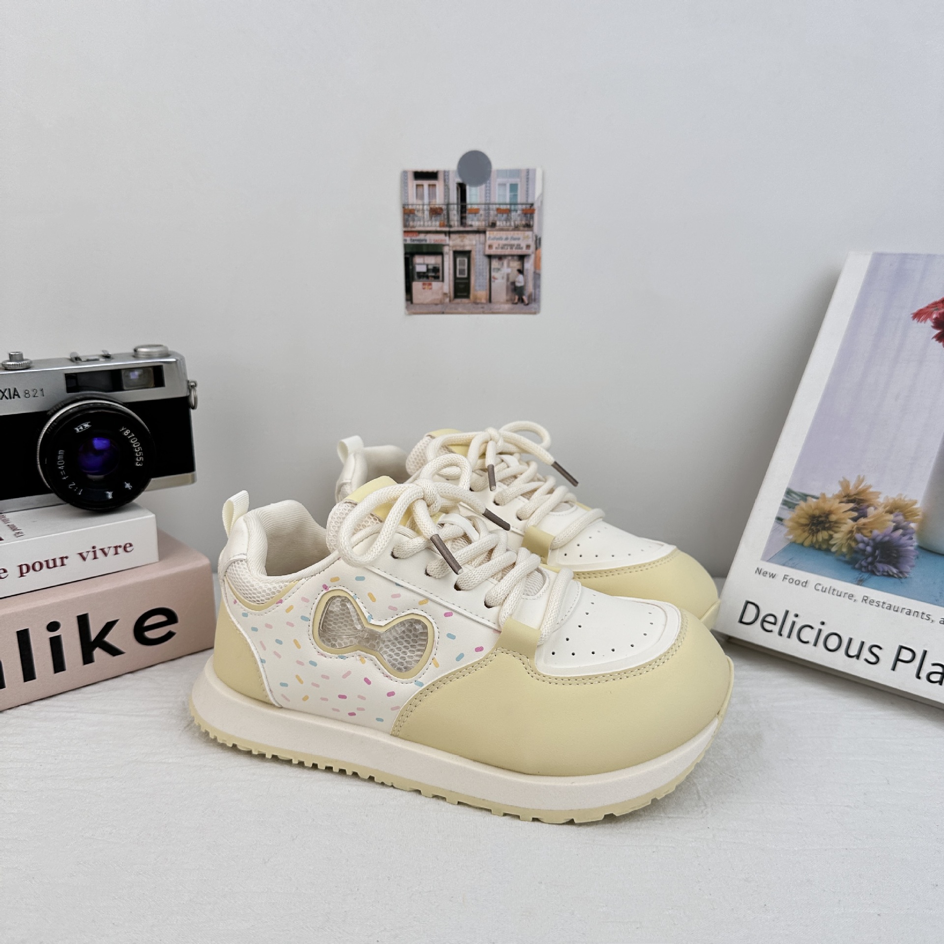 Yuanbo todos los días zapatos de skate casuales para mujeres 2025 nuevos zapatos blancos transpirables con suela gruesa Agan zapatos superiores