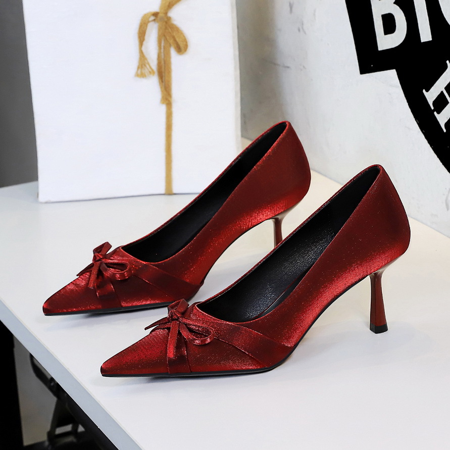 9527-1 French-style Fashionable High-heeled With Gold Silk Satin Bow, Pointed Toe, Shallow Cut, Slip-on, Thin Heel_vogvips.com