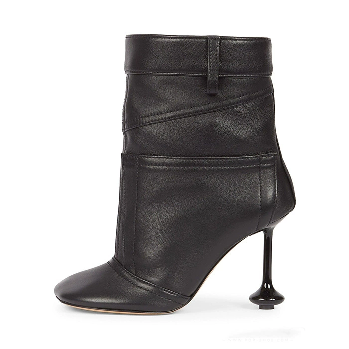 2023 Внешняя торговля Осень Новые женские сапоги в европейском и американском стиле с плоской головкой и низкой трубкой, женские модные сапоги на тонком каблуке супер высокой формы