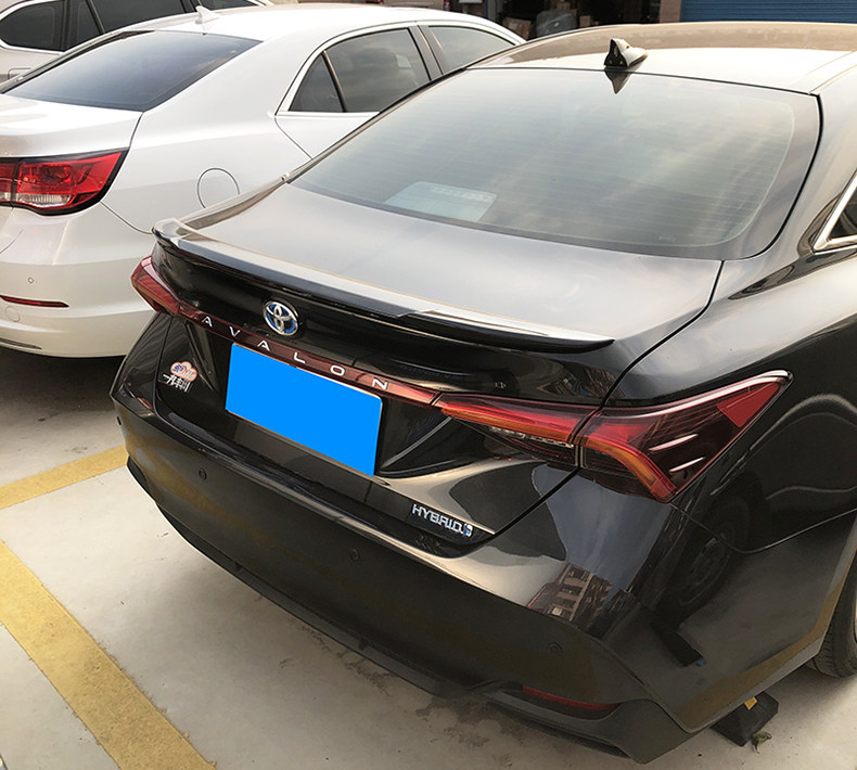 Suitable for 19-25 Models of Toyota Avalon, Original Rear Wing Accessories, No-Drill Modification Parts, Carbon Fiber