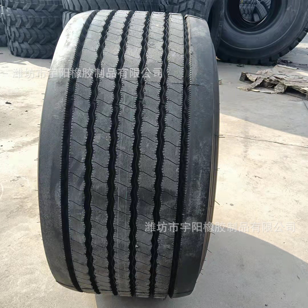 宽基拖车轮胎 435/50R19.5 真空卡车货车轮胎  配钢圈