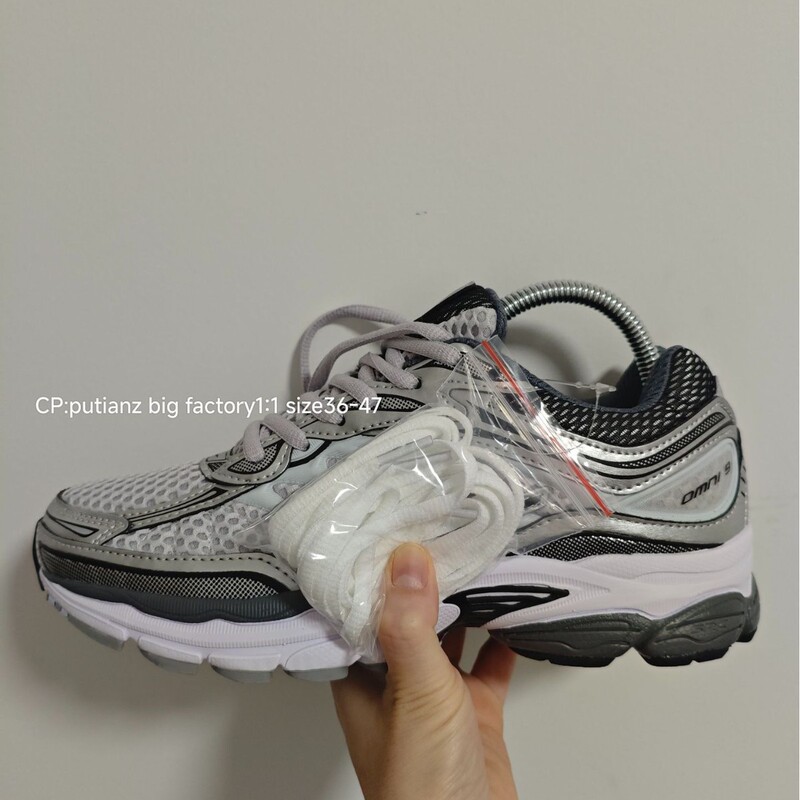 Men's Shoes Cross-Border Foreign Trade Wholesale Original Saucony Progrid Omni 99 Men's Running Shoes
