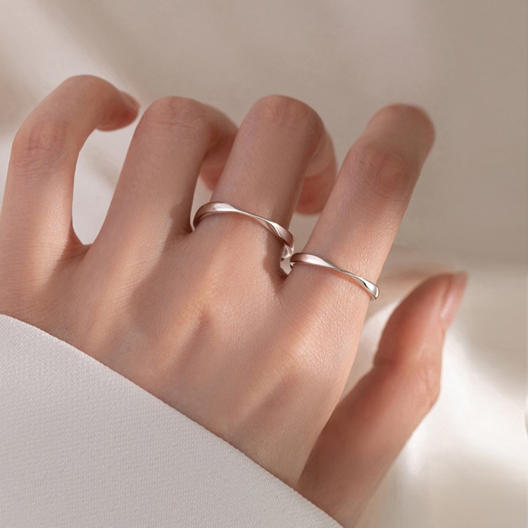 Schlichter Titanstahl Ring Für Herren Für Alltag Und Freizeit_voghion.com
