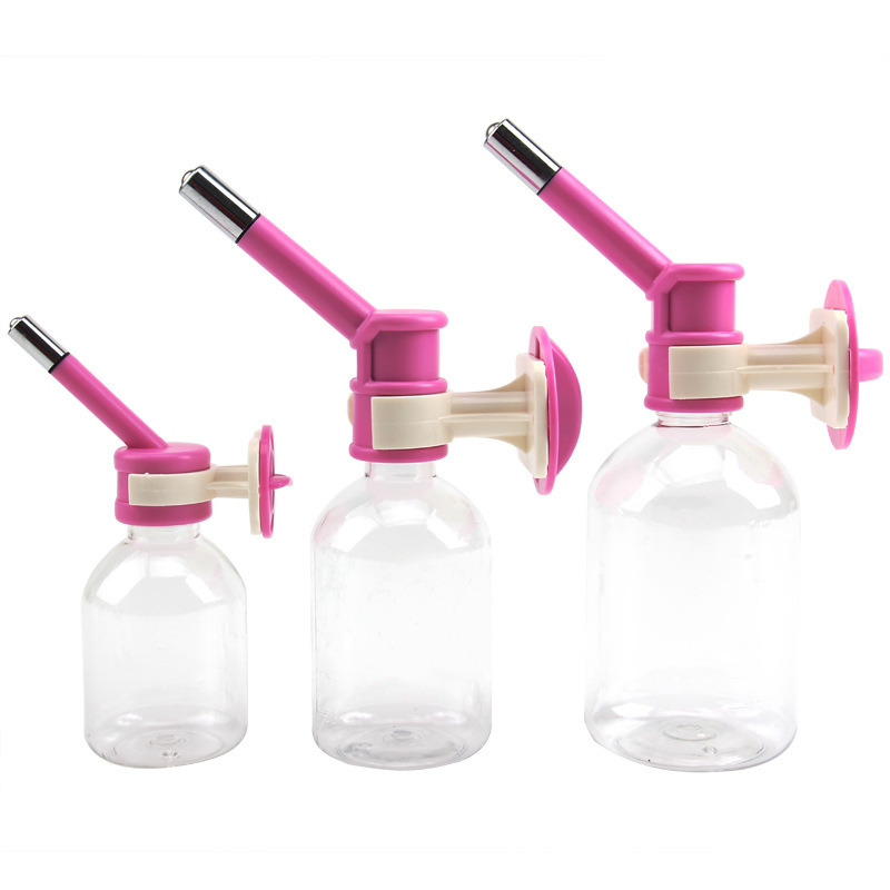 Suministros para mascotas al por mayor Dispensador de bolas para mascotas colgante Botella de agua para perros Dispensador automático para cachorros Pequeño