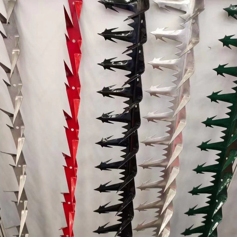 热镀锌小区阳台防爬防盗刺/小偷克星别墅栏杆防爬刺/围墙防爬刺钉