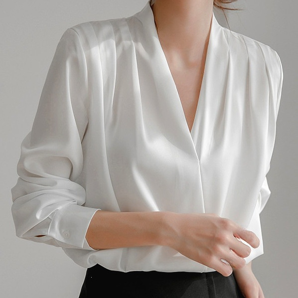 Real Shot of 2025 Spring White Shirt for Women, Long-Sleeved French Design Retro Silk Top, Professional Satin Shirt Real Shot of 2025 Spring White Shirt for Women, Long-Sleeved French Design Retro Silk Top, Professional Satin Shirt
