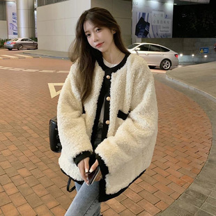 Chanel style coat for women Winter 2022 New lamb wool thickened warm design fashionable age-reducing chic top