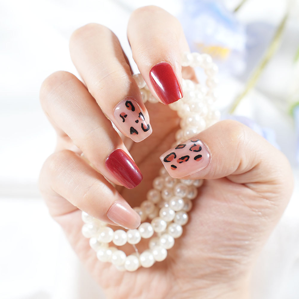 New Manicure Hot Girl Style Red Leopard Print Manicure Patch Short Style Manicure
