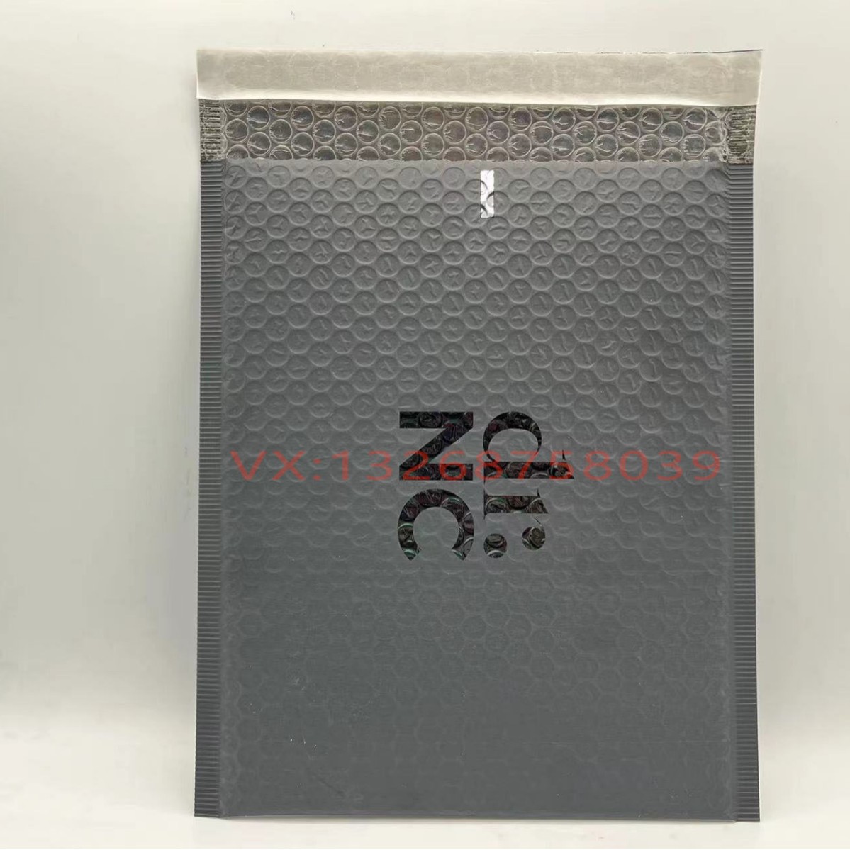 加厚哑光膜气泡信封袋白色四层复合珠光服装快递袋防水防震泡沫袋