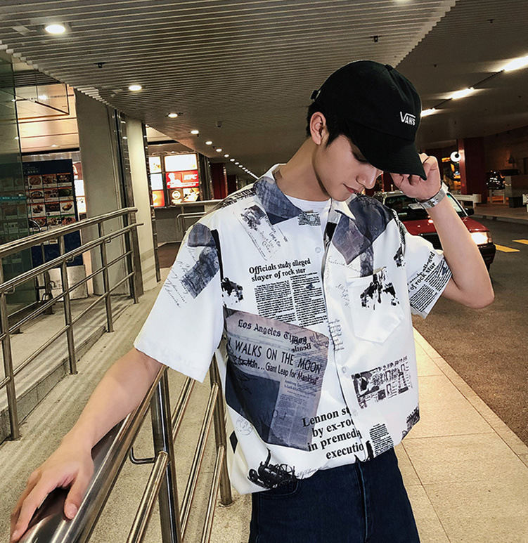 Hong Kong Fashion Men's Short-sleeved Shirt Newspaper Printed Casual Flower Shirt Korean Loose Couple's Tide Top Hong Kong Fashion Men's Short-sleeved Shirt Newspaper Printed Casual Flower Shirt Korean Loose Couple's Tide Top