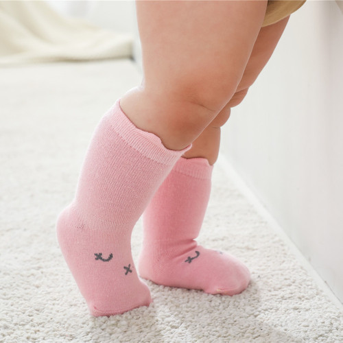 21 autumn and winter new children's floor socks baby socks cartoon dotted mid-calf socks baby non-slip toddler socks cross-border