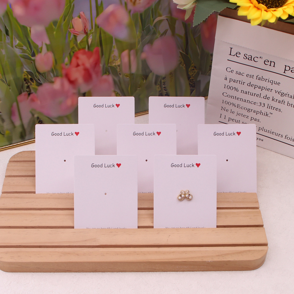 新款白色简约胸针卡6.5*8cm胸针展示卡饰品装饰卡纸DIY配件胸针卡