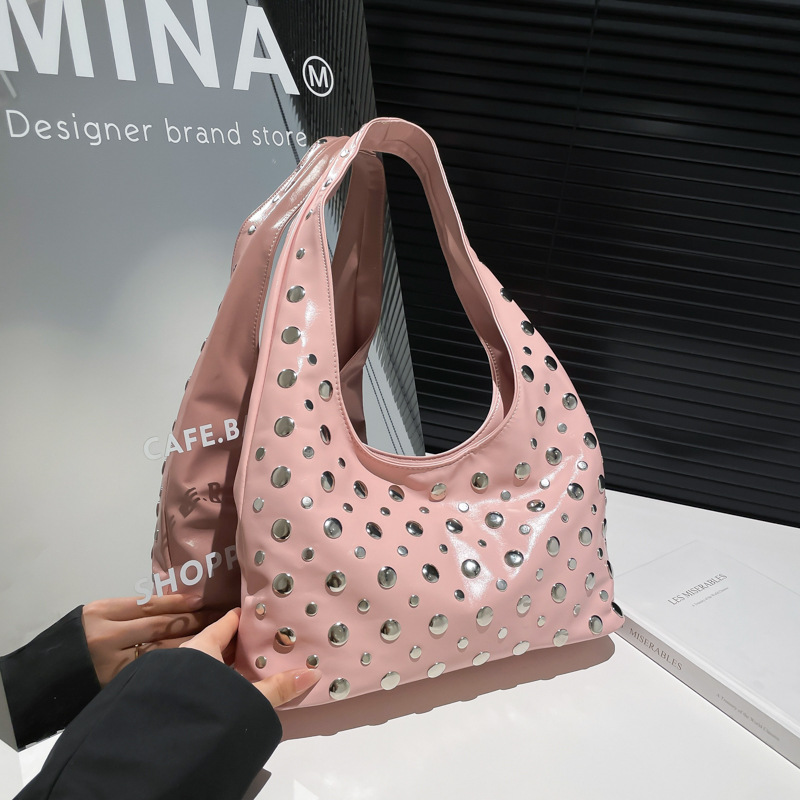 Bolso de axila de textura transfronteriza 2025 primavera y verano nuevo bolso femenino bolso de niña caliente dulce y fresco bolso de hombro con remache gypsophila