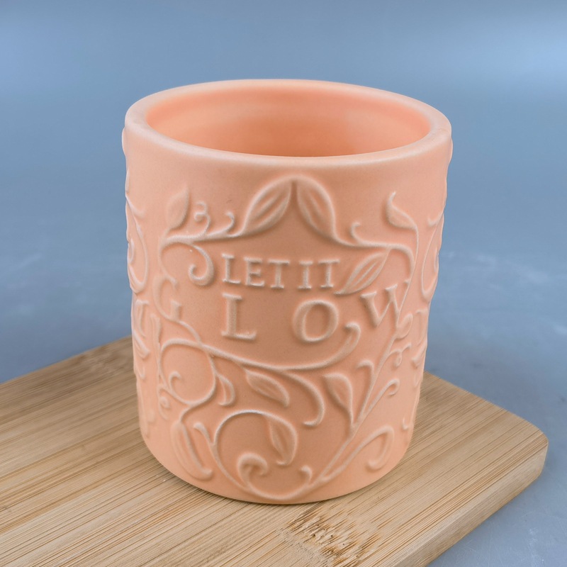 Vela de aromaterapia en relieve de cerámica doméstica europea hecha a mano transfronteriza, botella vacía, vela, candelabro, taza de vela