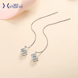 戒指;耳钉;项链