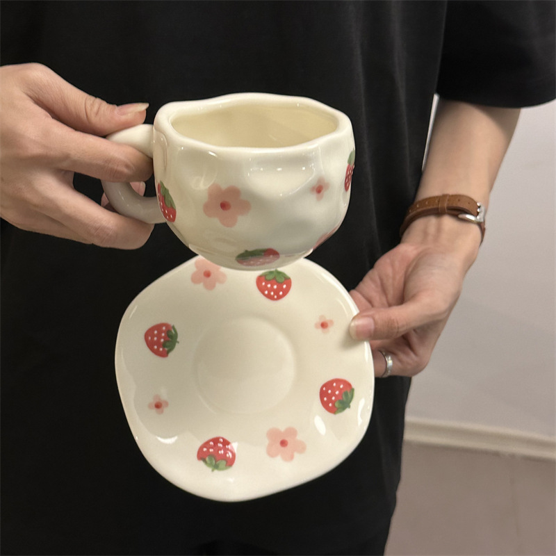 260g Weight Water Bottles Kitchen and drinking utensils 1 Piece Quantity Daily Occasion ceramics Material Heart Shape, Flower, Bow Knot Pattern Cute Style Cute Heart Shape Flower Bow Knot Ceramics Water Bottles 1 Piece 15
