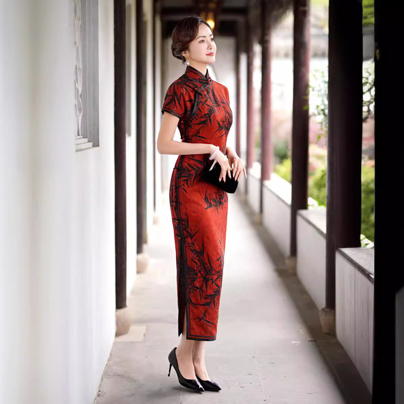 Wedding Mother-In-Law Fragrant Cloud Yarn Full of Radish Jacquard Real Placket Cheongsam Retro Elegant Traditional Silk Cheongsam