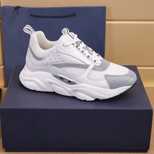 �W��վ26�¿���Ь͸��W�����ϵ�Ь�r��ƴɫ���e�\��Ь�����ٴ�