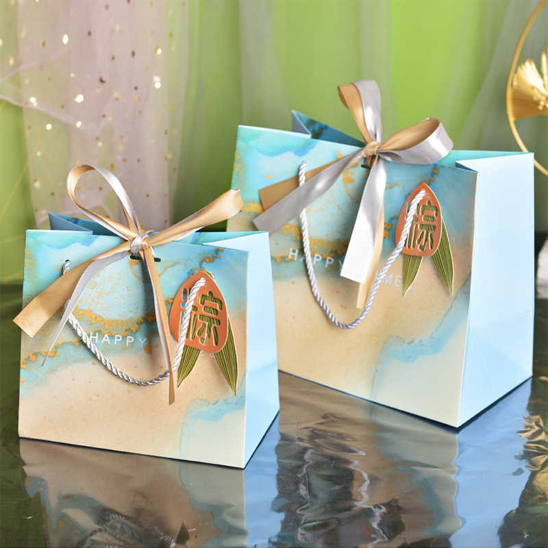 Градиентное плавное золото (золото и серебро + листья рисовых клецок); небольшой размер 18*16*10 см