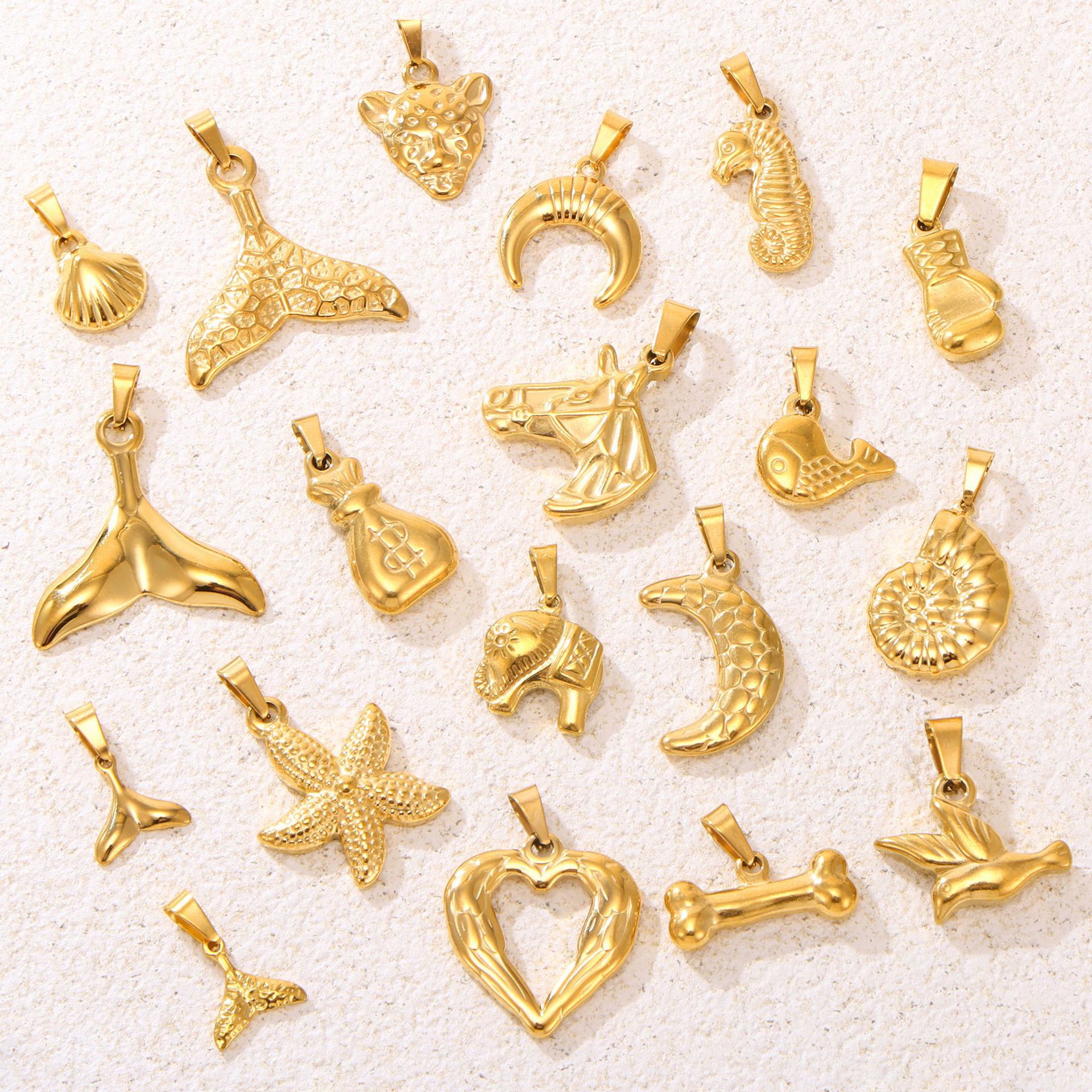 Europa y América de moda DIY accesorios colgante colección red de acero inoxidable 18K joyas collares de oro real al por mayor