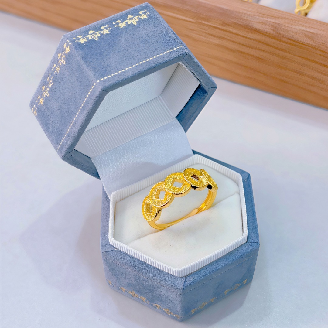 Crushed ice copper coin ring