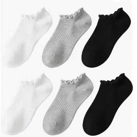 Women's Summer Thin Low-Cut Invisible Socks in Candy Colors, Breathable Short Socks for Students Women's Summer Thin Low-Cut Invisible Socks in Candy Colors, Breathable Short Socks for Students