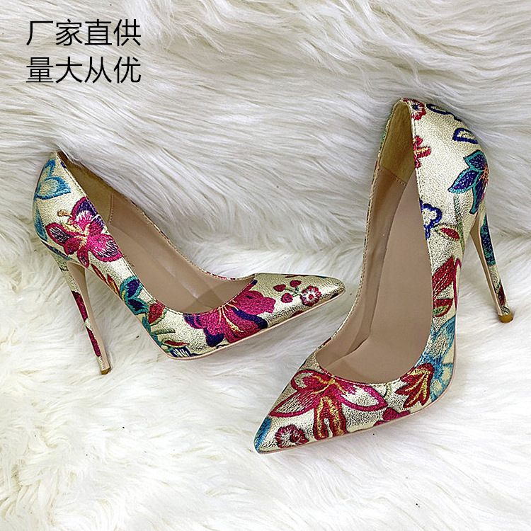 Cross-border foreign trade wholesale golden embroidered graffiti socialite high heels women's 12cm pointed stiletto heel shallow mouth shoes women's shoes