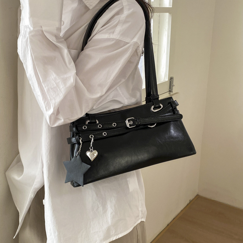 Luxury Large Capacity Retro Red Shoulder Bag For Women, Versatile 2026 New Arrival Niche Crossbody Handbag Baguette Bag - Thumbnail 8