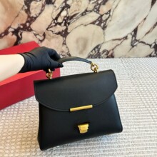 菲家新款小方包女欧美复古手提斜挎包锁扣链条包时尚百搭高级感