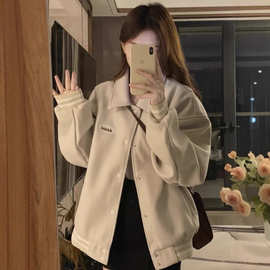 100% Polyester秋冬热销字母刺绣设计感百搭美式棒球服外套公主袖