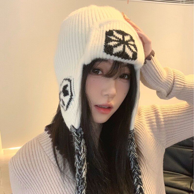 韩版小众花朵流苏雷锋帽女秋冬氛围感保暖防寒毛线帽针织护耳帽潮|undefined