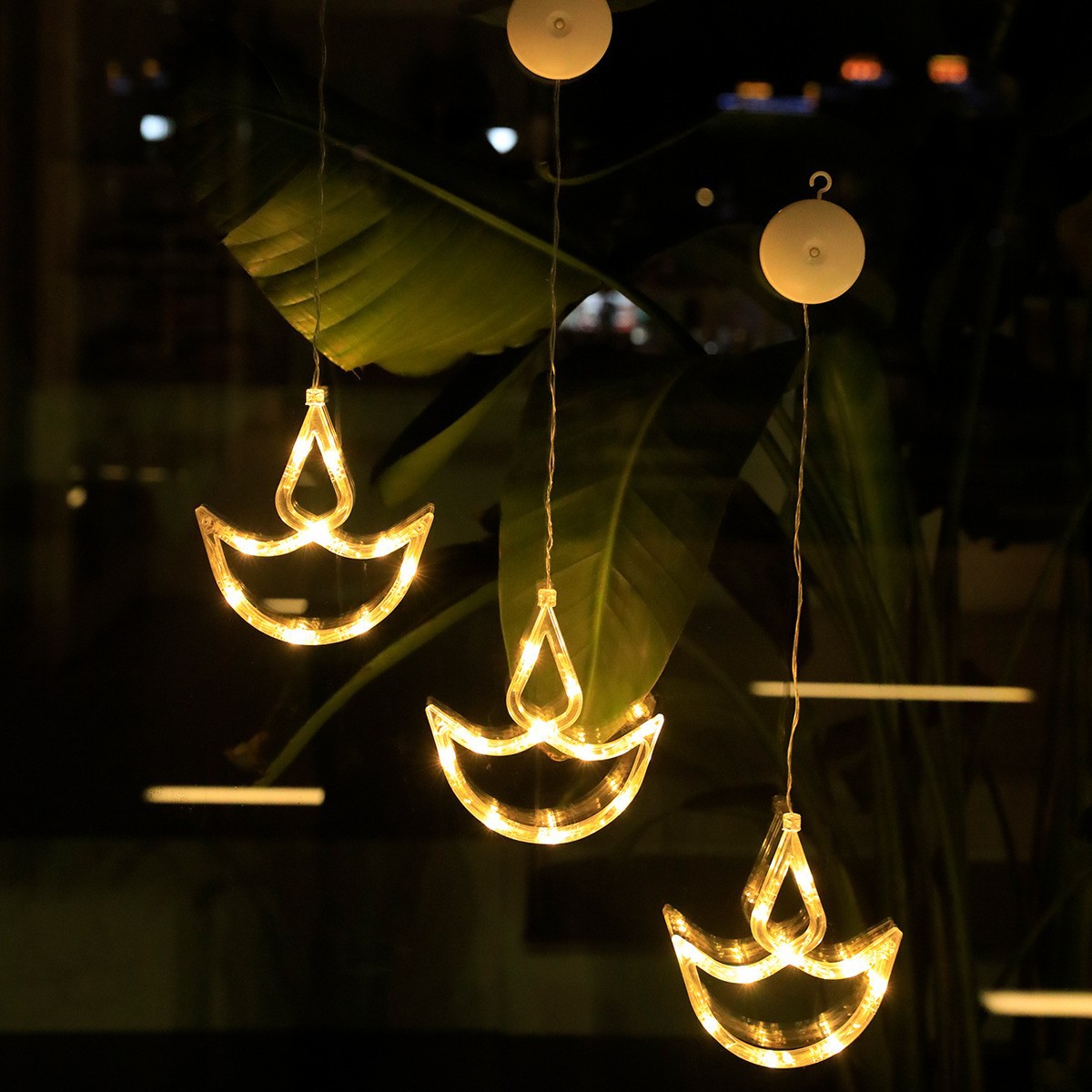 LED decoración de Navidad lámpara de succión muñeco de nieve árbol de Navidad lámpara de la batería ins viento ventana diseño caja de la batería forma lámpara colgante