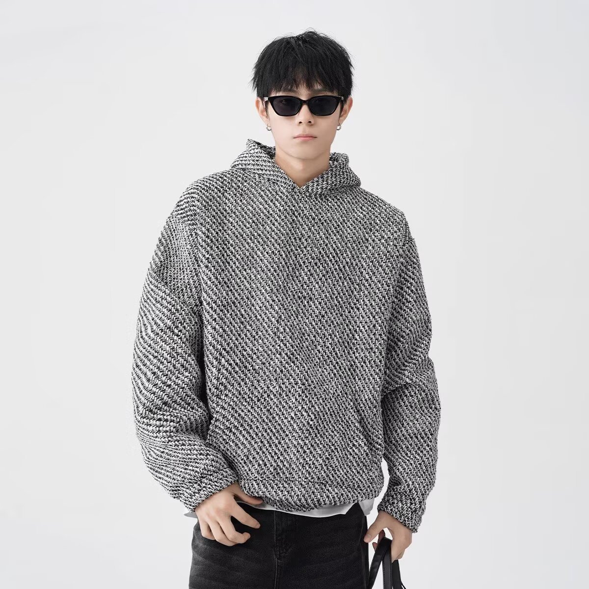 Embroidered Hooded Sweatshirt For Men Casual Loose Fit Pullover_voghion.com