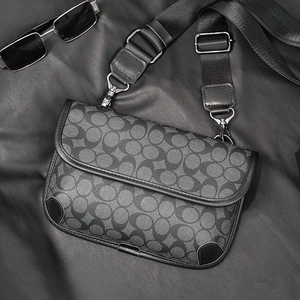 In-Stock Wholesale European and American Men's Small Chest Bags Trendy Brand Youth Shoulder Bags Street Outdoor Crossbody Bags New Model 2026